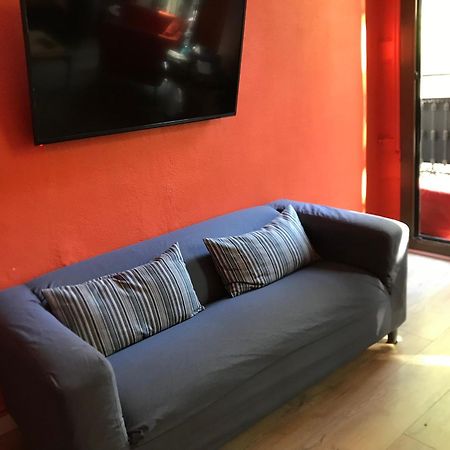Paraiso Hostel Барселона Экстерьер фото