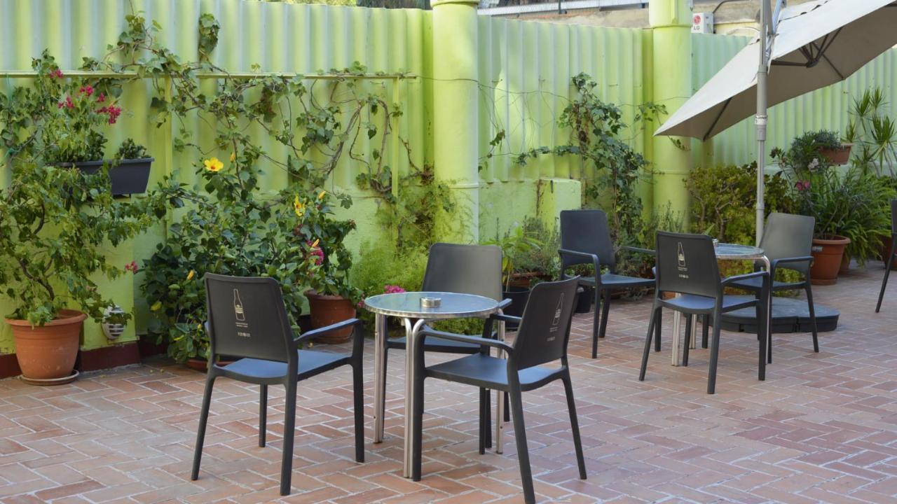 Paraiso Hostel Барселона Экстерьер фото